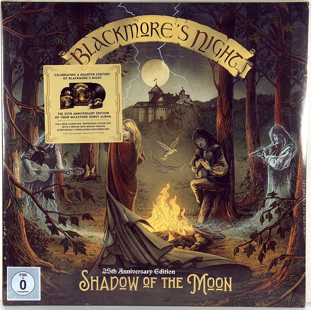 Blackmores night shadow of the moon. Blackmores Night Shadow of the Moon 25th Anniversary. Blackmore's Night Shadow of the Moon. Blackmore's Night обложка альбома to the Moon and back. Игра Black more 2 персонаж тень Blackmore.