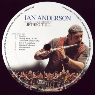 PLAYS THE ORCHESTRAL JETHRO TULL